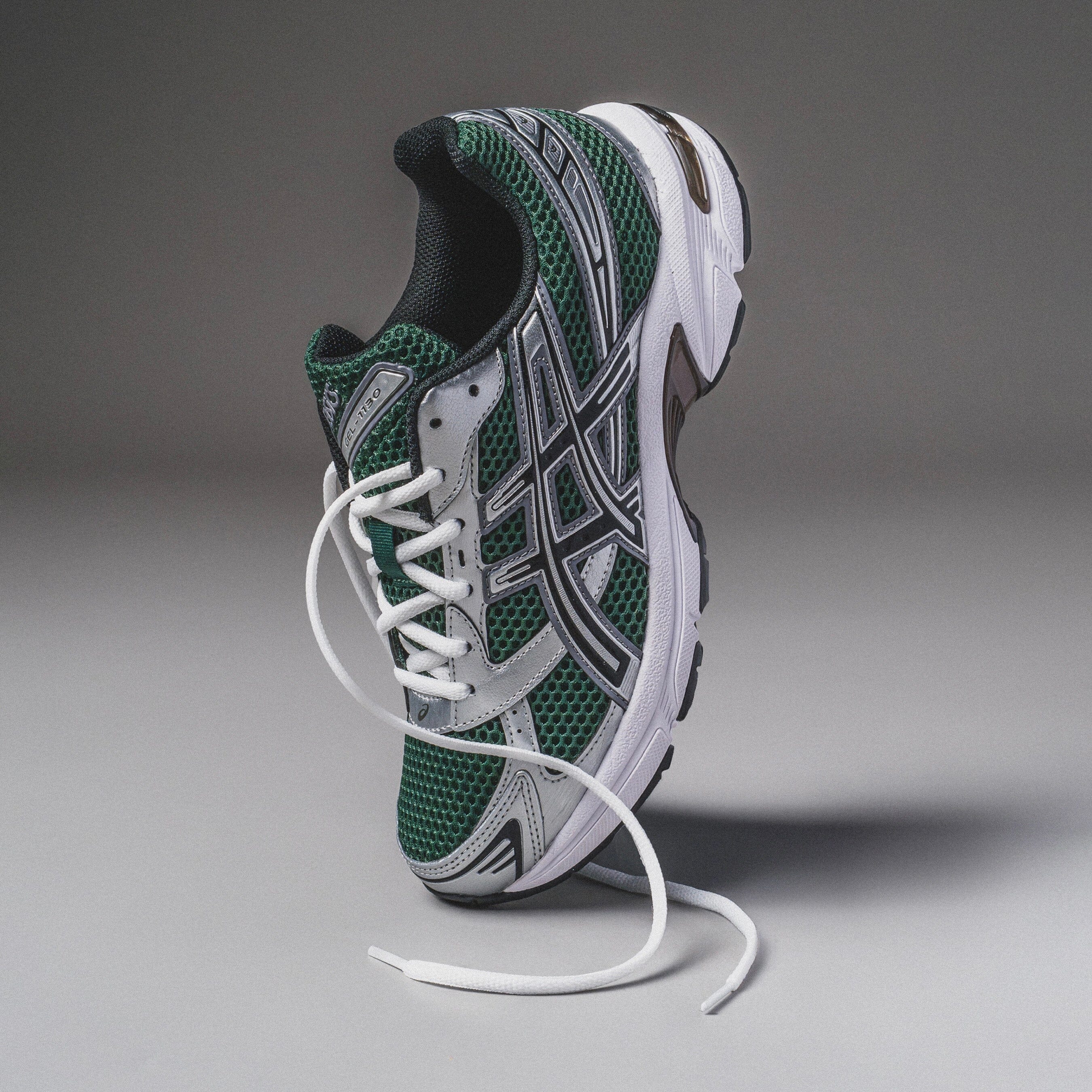 MENS ASICS | Gel-1130 (EverGreen/Silver/Black) - Image 2