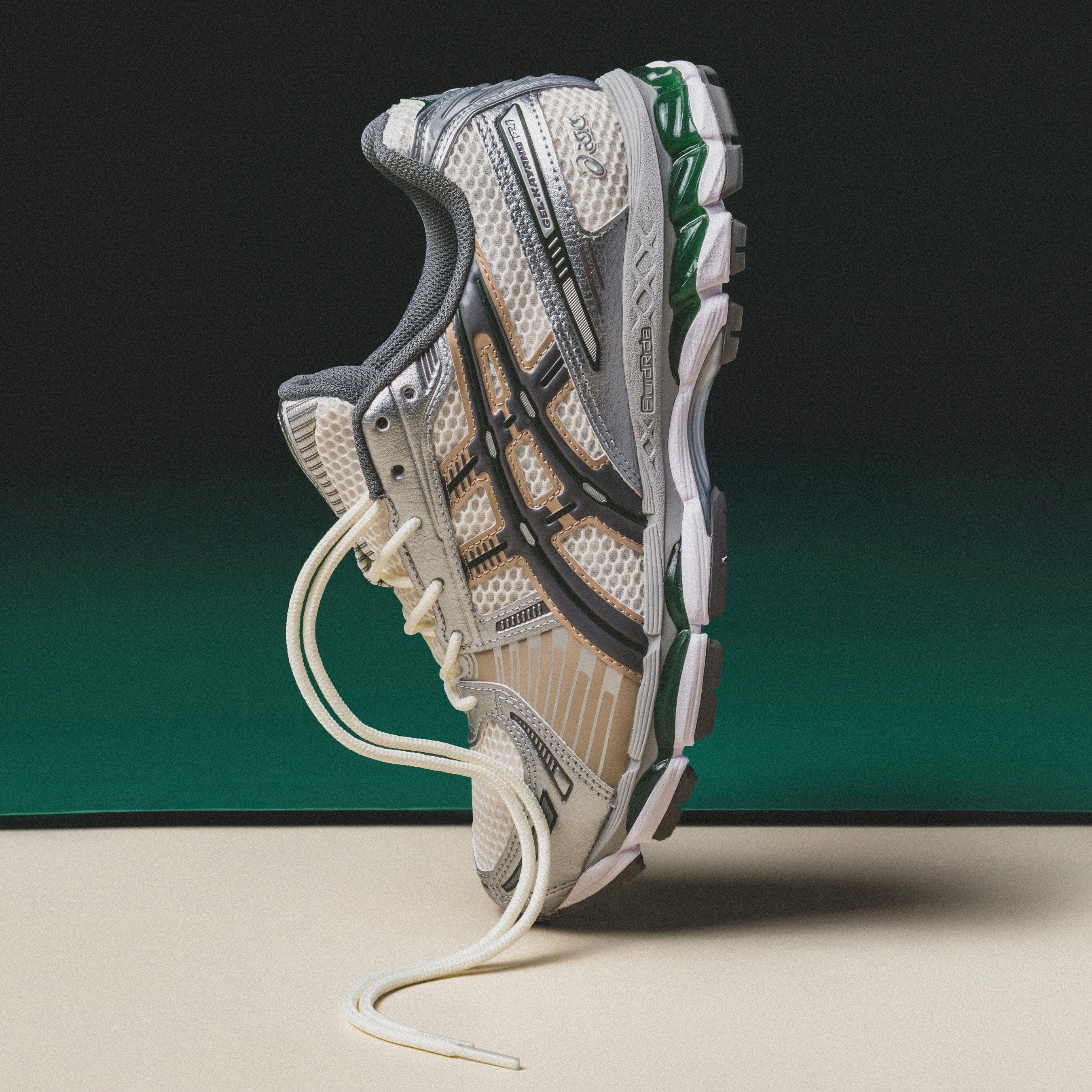 MENS ASICS | Gel- Kayano 12.1 (CREAM/CARBON) - Image 2