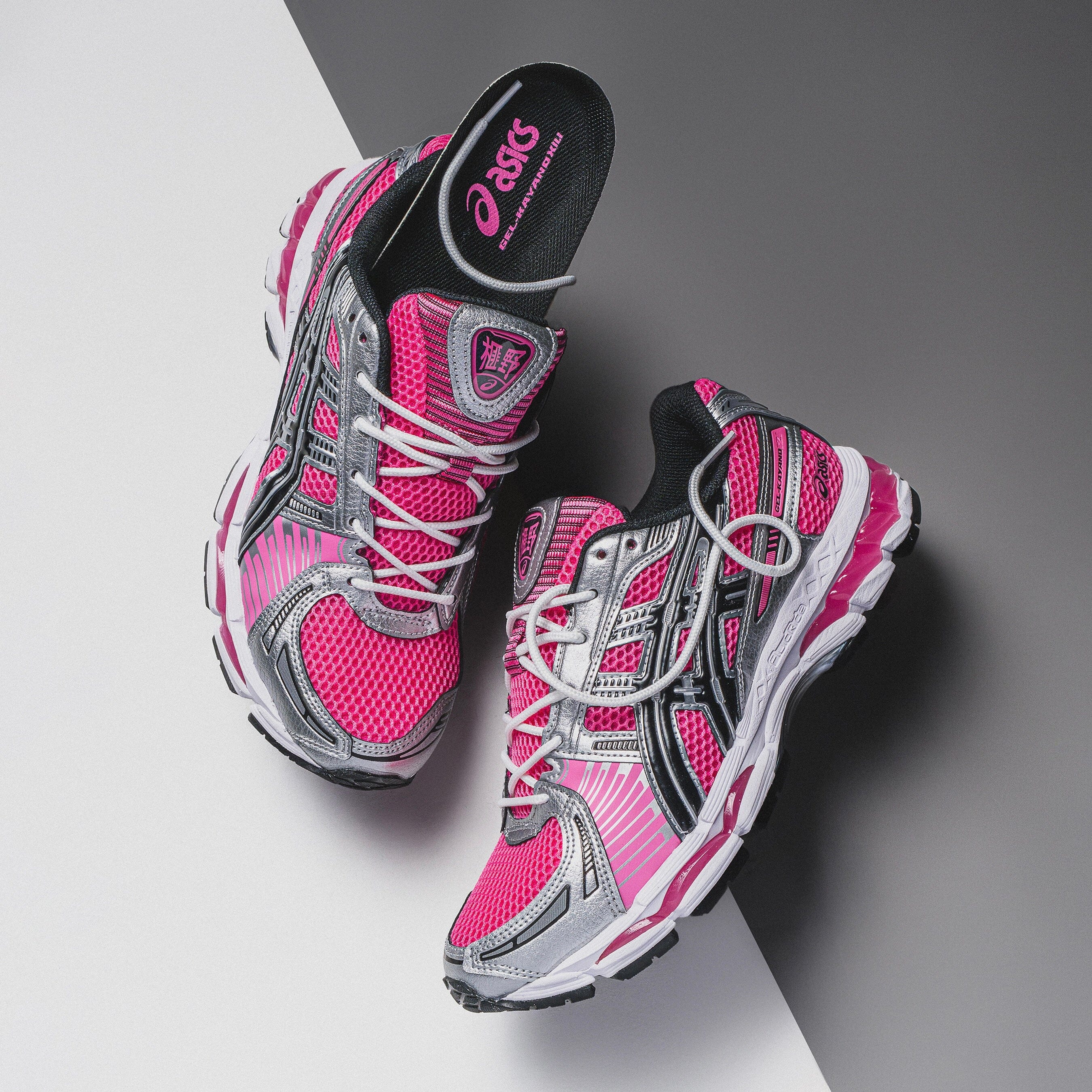 MENS ASICS | Gel- Kayano 12.1 (Dragon Fruit/Black) - Image 3